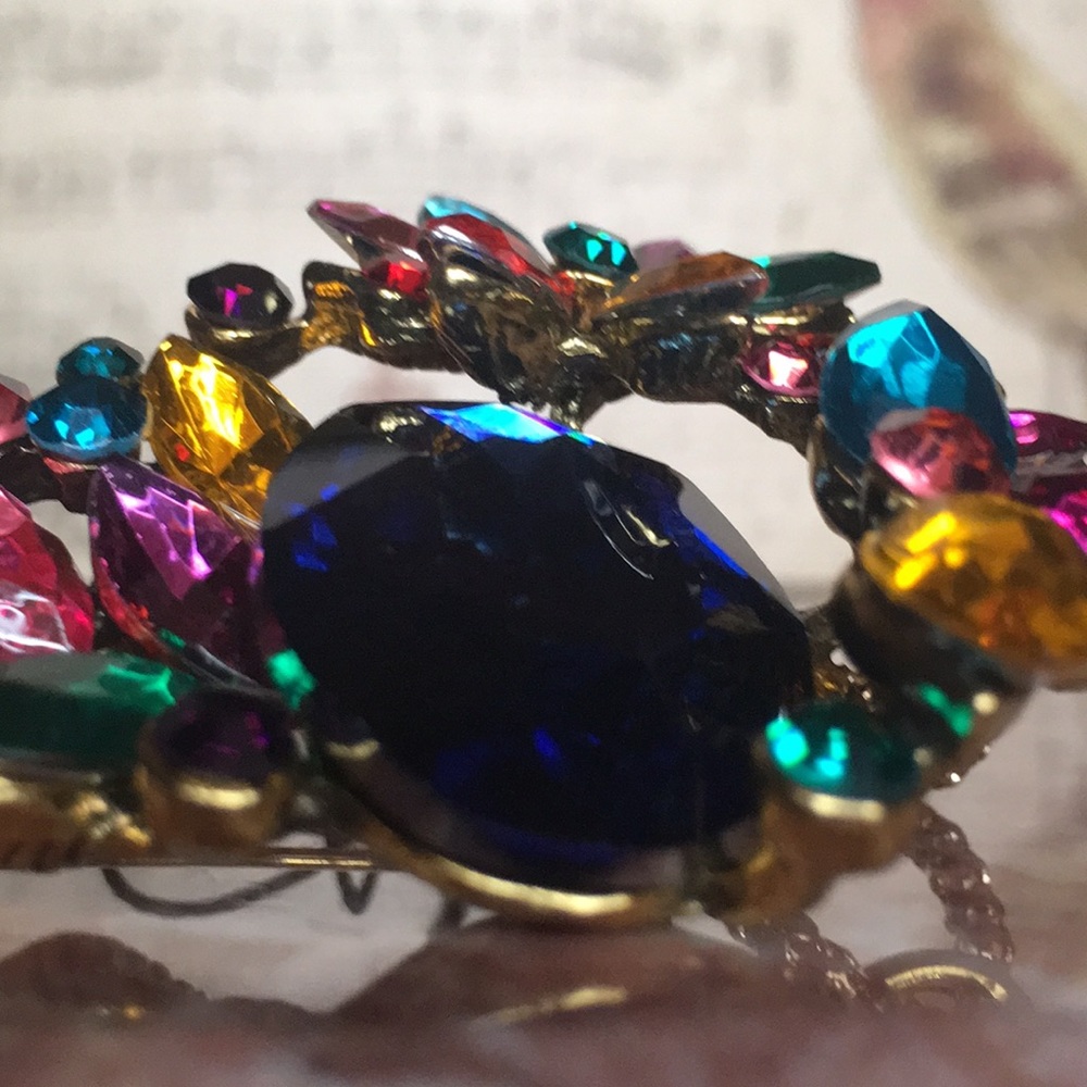 Multi-Color Crystal Flower Necklace - Picture 12 of 14